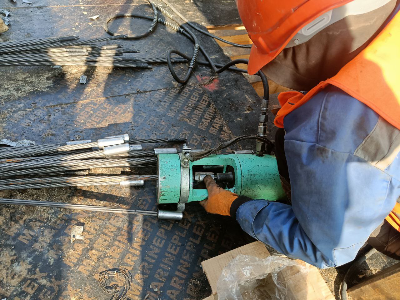 Натяжение конструкций